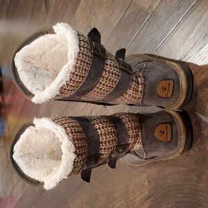 Bear Paw winter boots